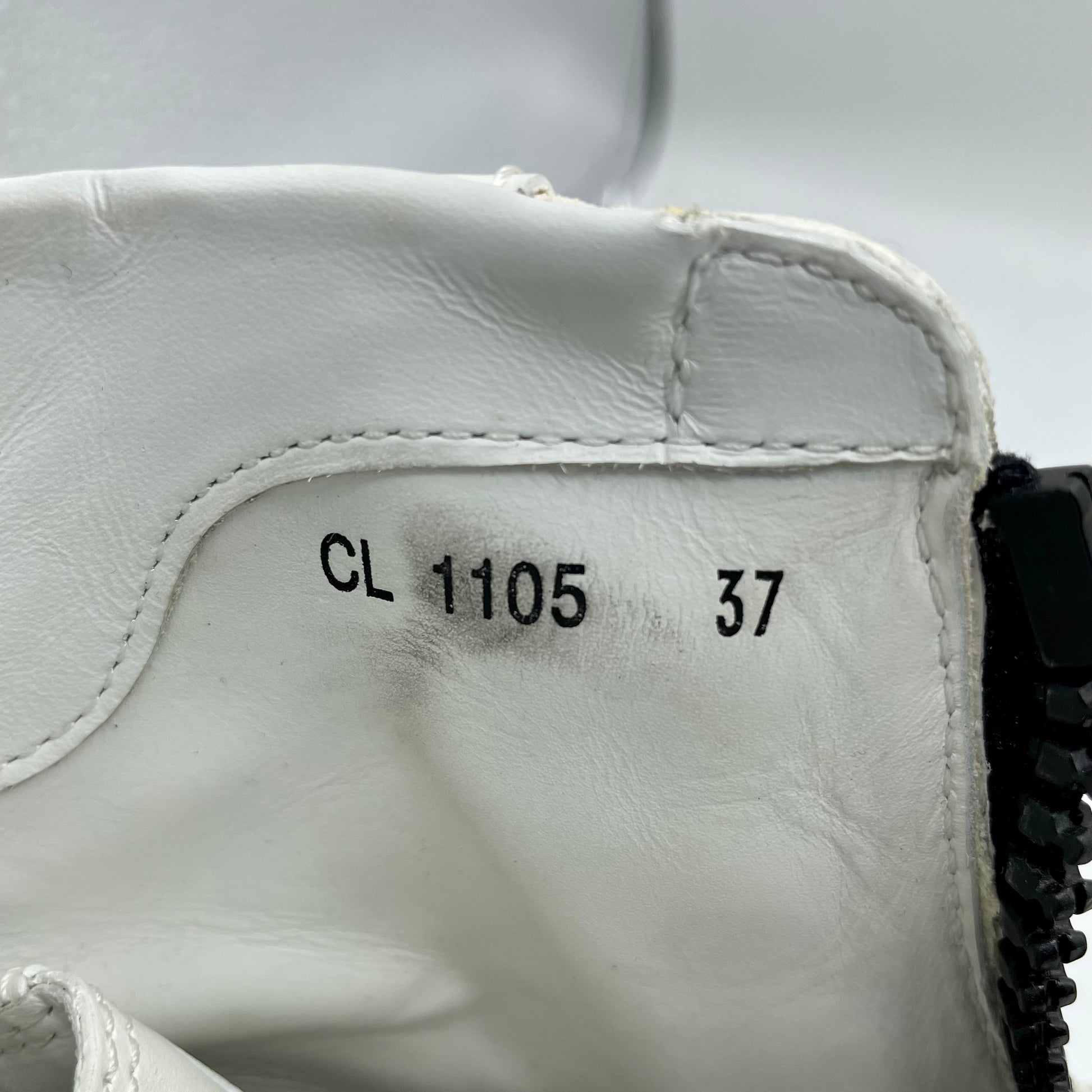 Louis Vuitton sneakers