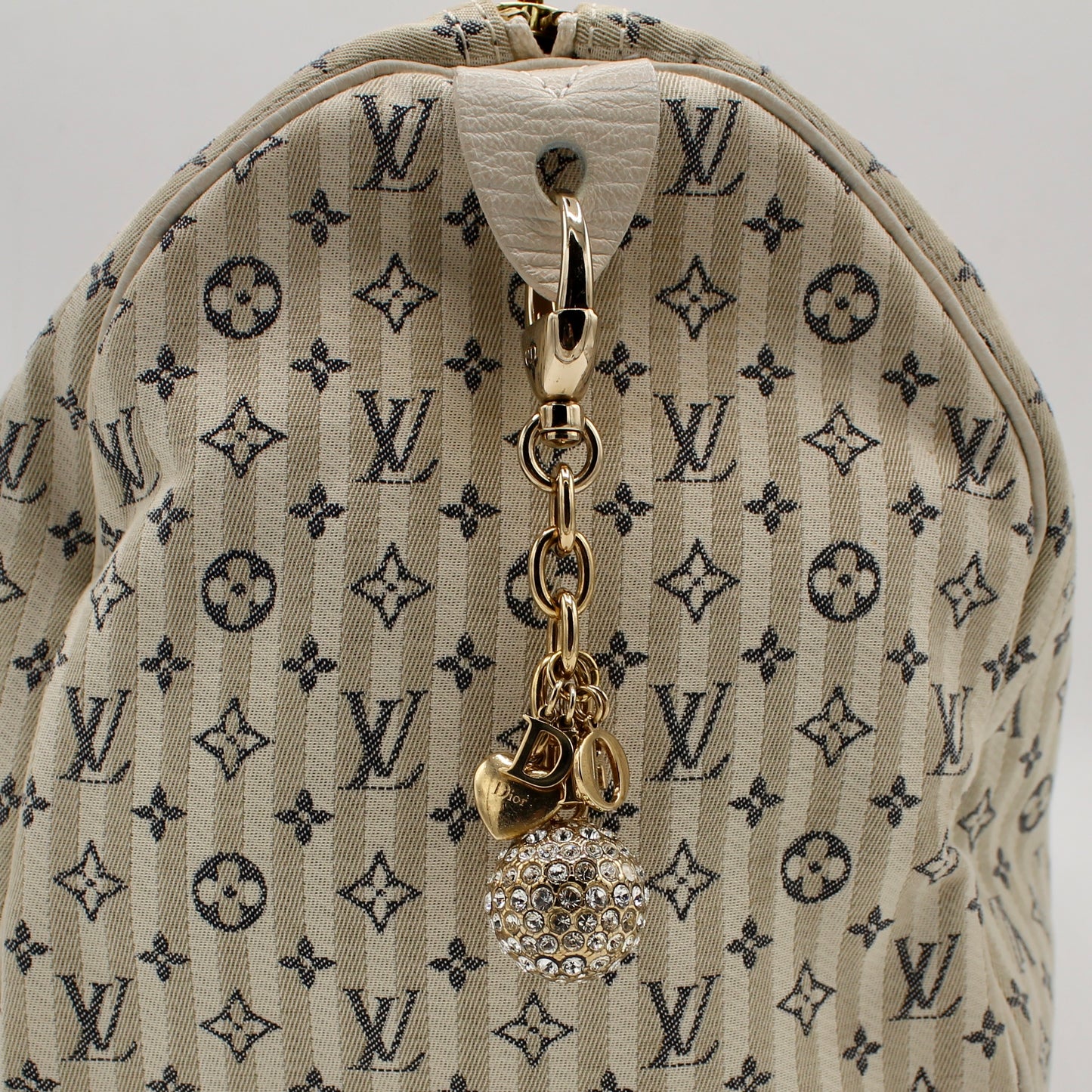 Dior portachiavi o charm borsa