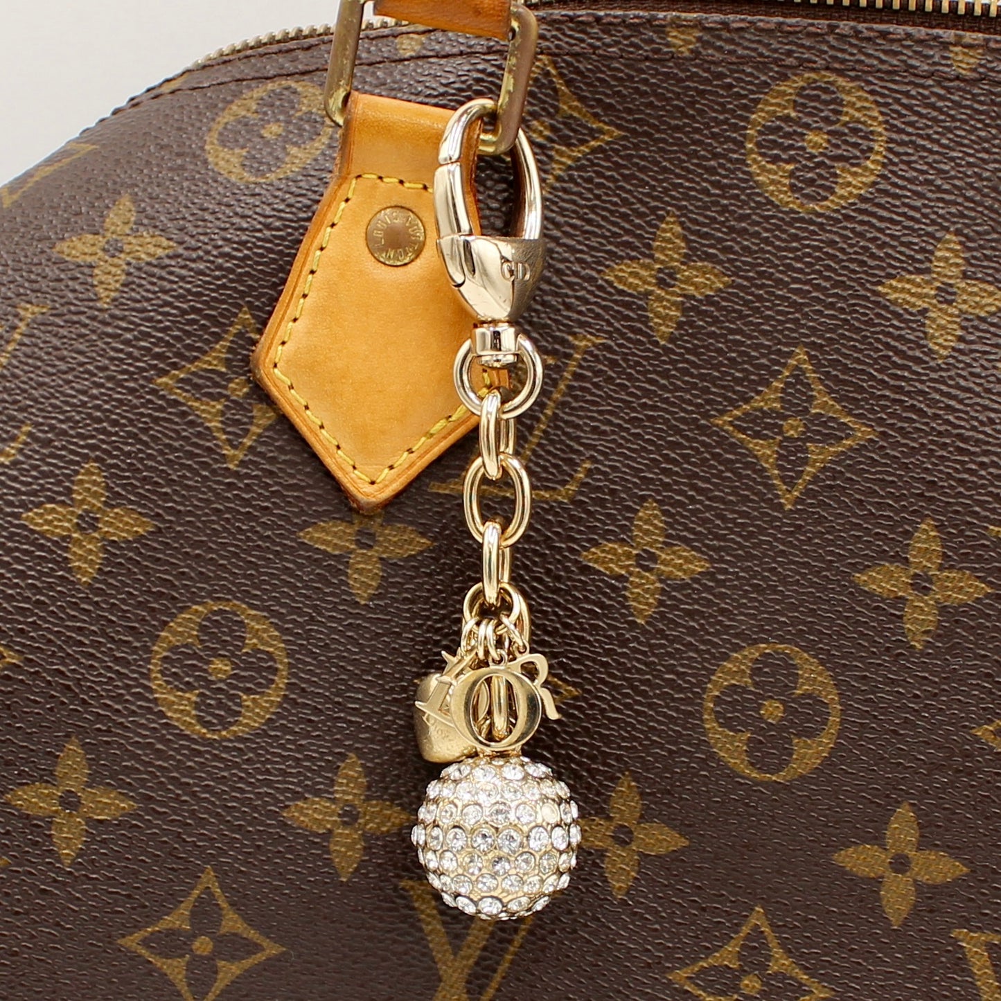 Dior portachiavi o charm borsa