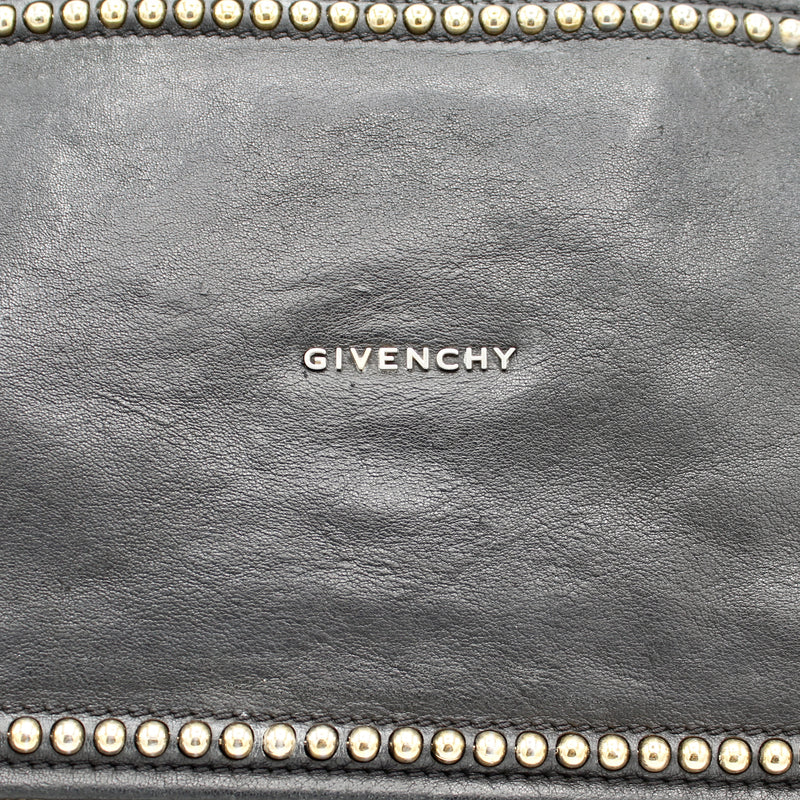 Givenchy pandora