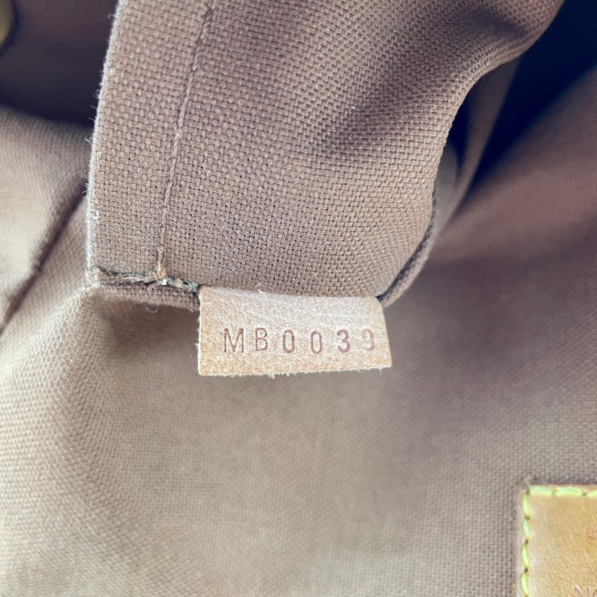 Louis Vuitton Tivoli