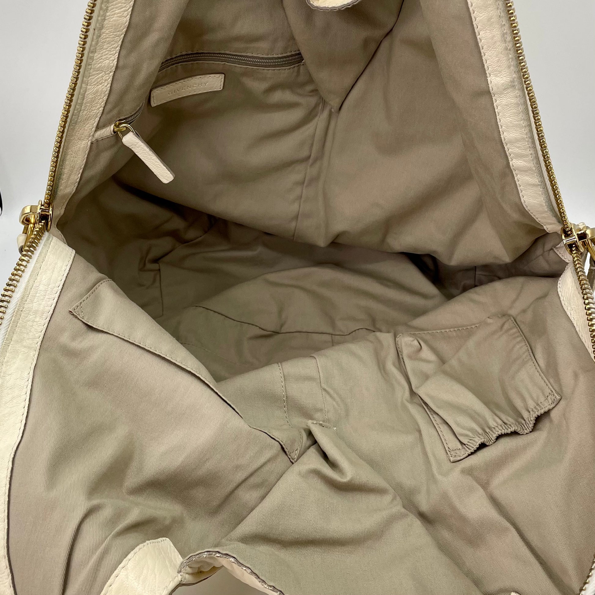 Givenchy Tinhan